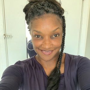 Meet your Posher, Thelena